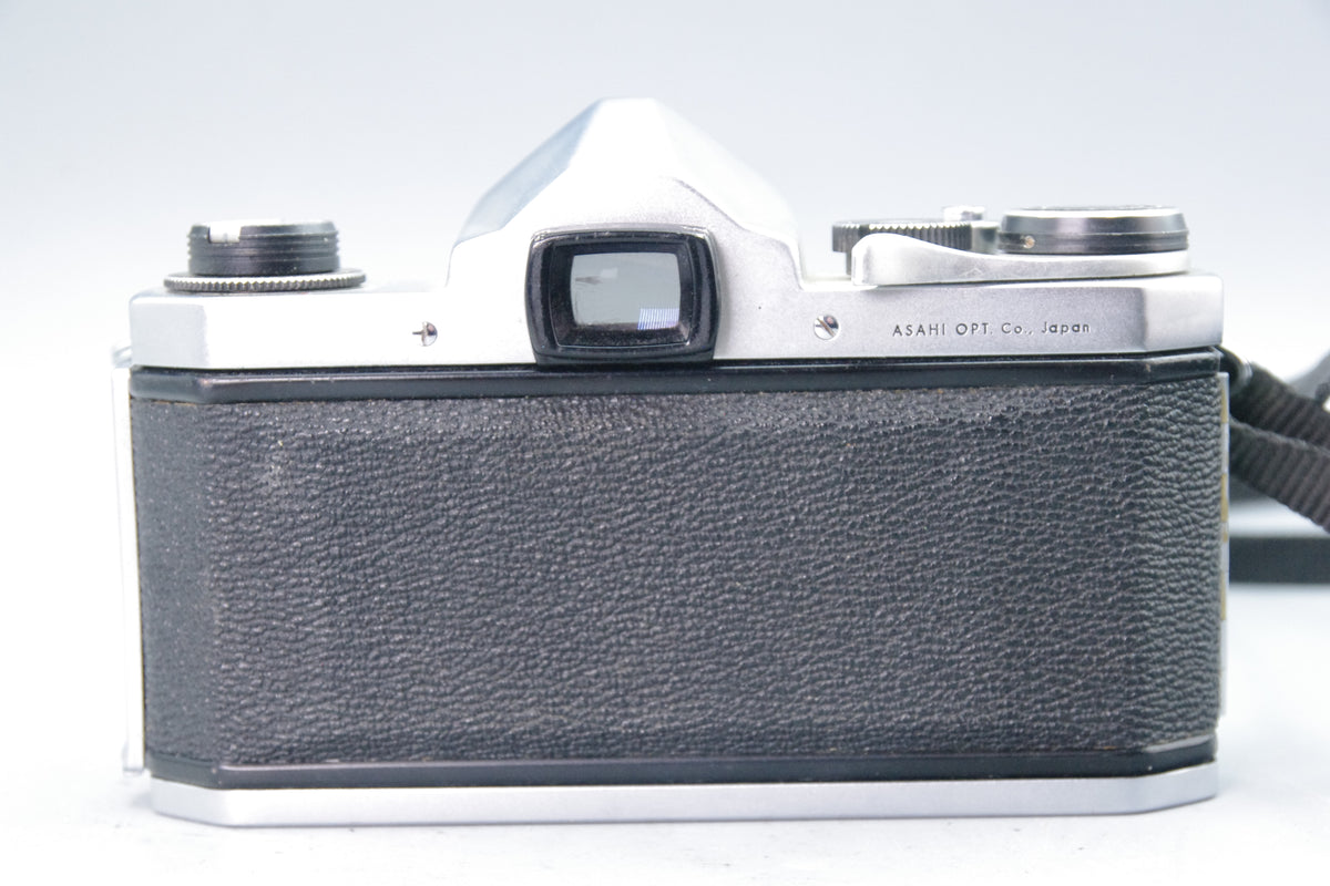 Asahi Pentax S1a 35mm SLR Camera Body – Classic M42 Film Camera – Good Condition