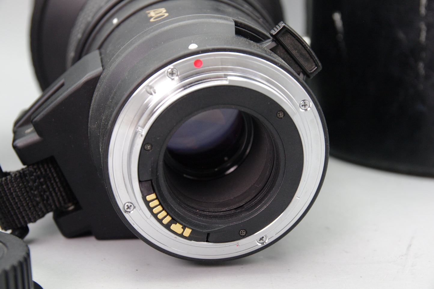 Sigma 300mm F/2.8 APO  Lens - Canon EF Mount for 35mm SLRs (Fungus)