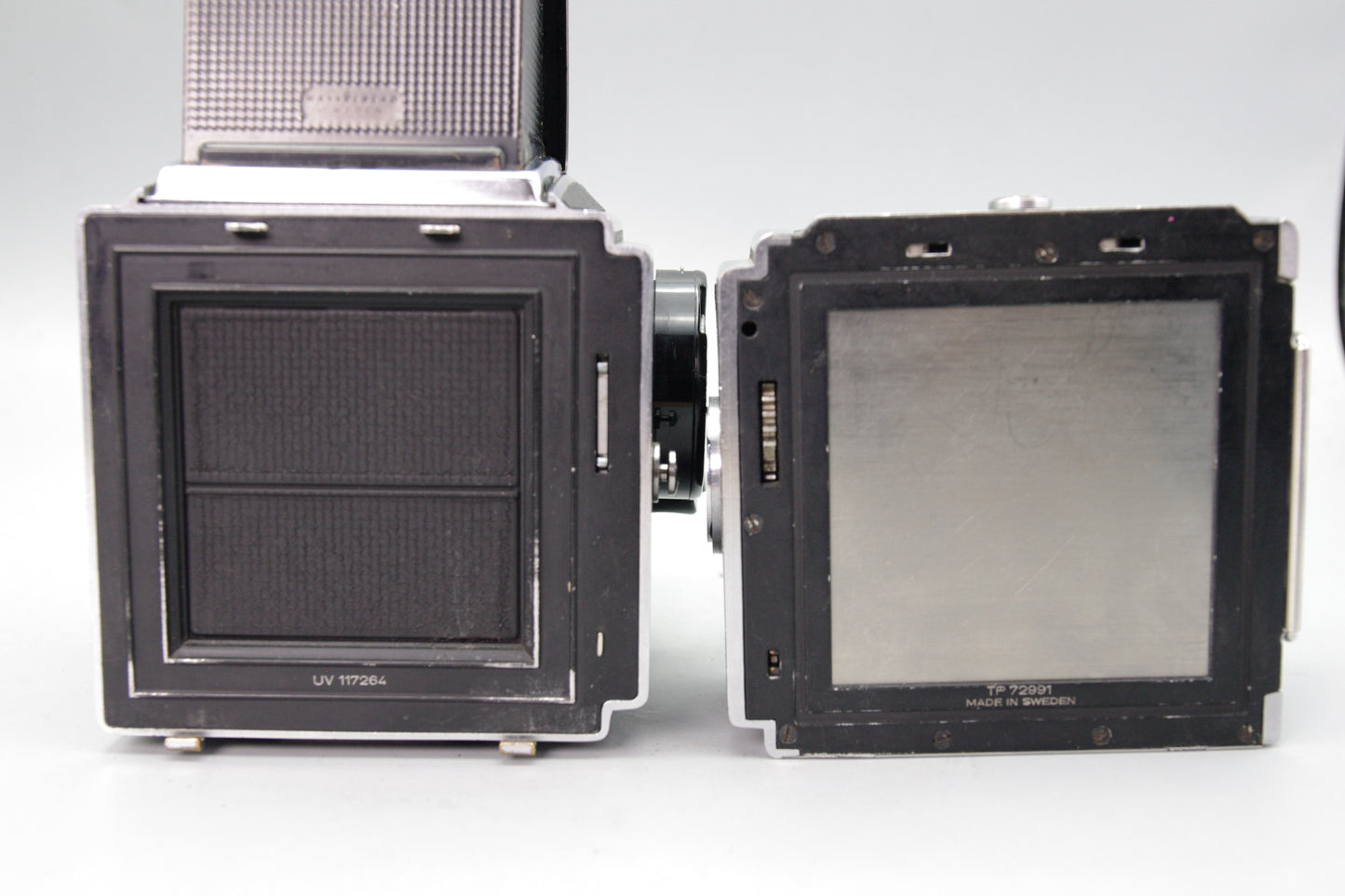 Hasselblad 500C Kit – Planar 80mm, WLF, A12 Back – Excellent – Just Serviced