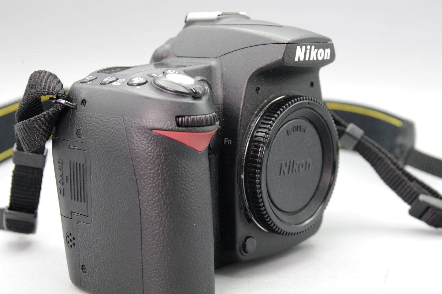 Nikon D90 12.3MP DSLR with 18‑70mm DX Lens and 12477 Shutter Count