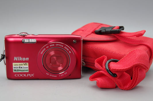 Nikon Coolpix S3300 Red Digital Camera – Tested – Case & Battery – Excellent