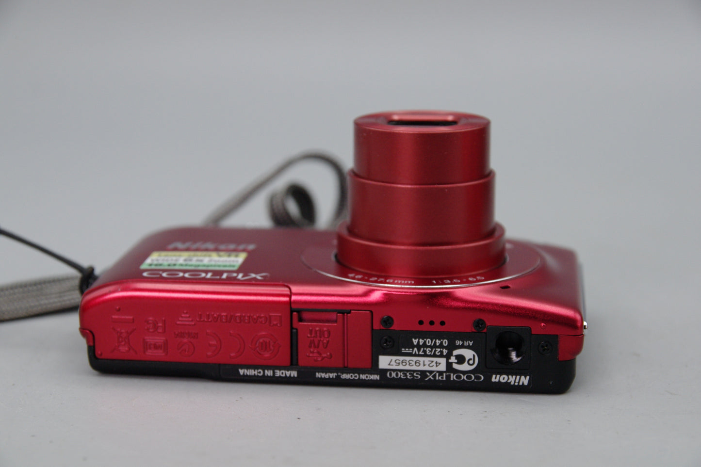 Nikon Coolpix S3300 Red Digital Camera – Tested – Case & Battery – Excellent