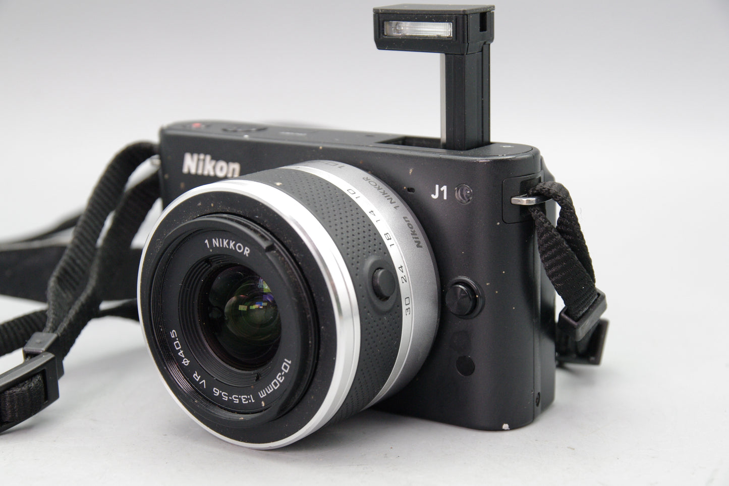 Nikon 1 J1 Mirrorless Camera with 10-30mm Lens   - Black -  VGC