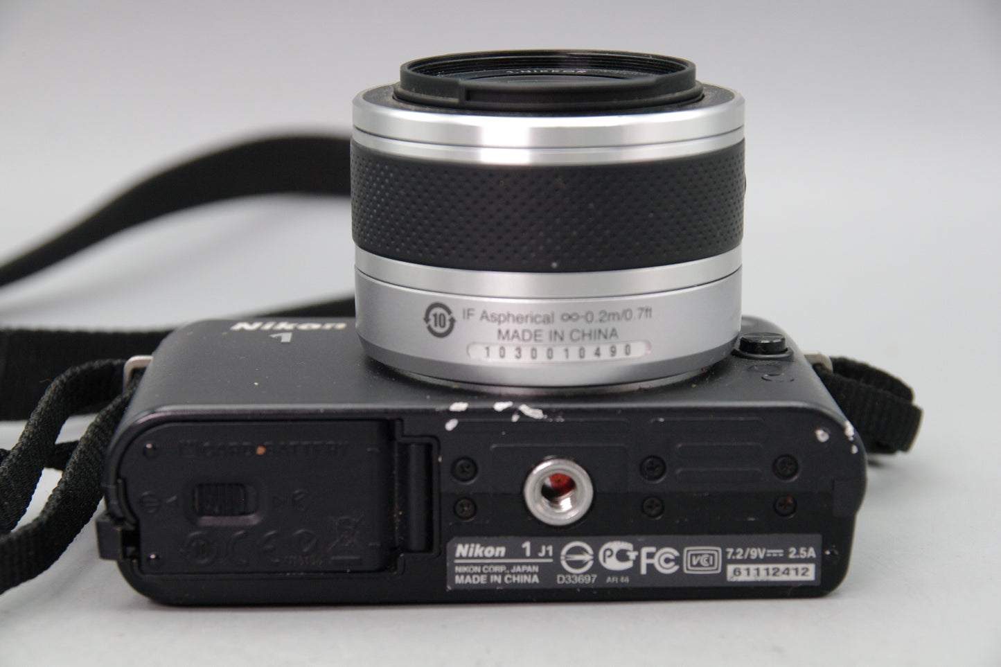 Nikon 1 J1 Mirrorless Camera with 10-30mm Lens   - Black -  VGC