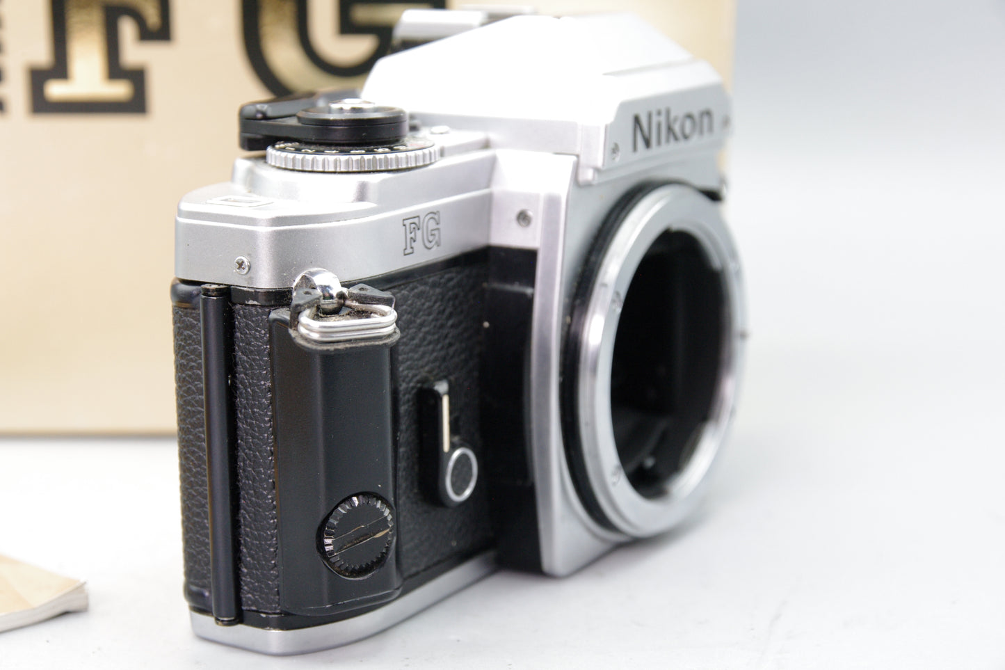 Nikon FG 35mm SLR Camera – Boxed – Near Mint – Tested – Classic Nikon Body