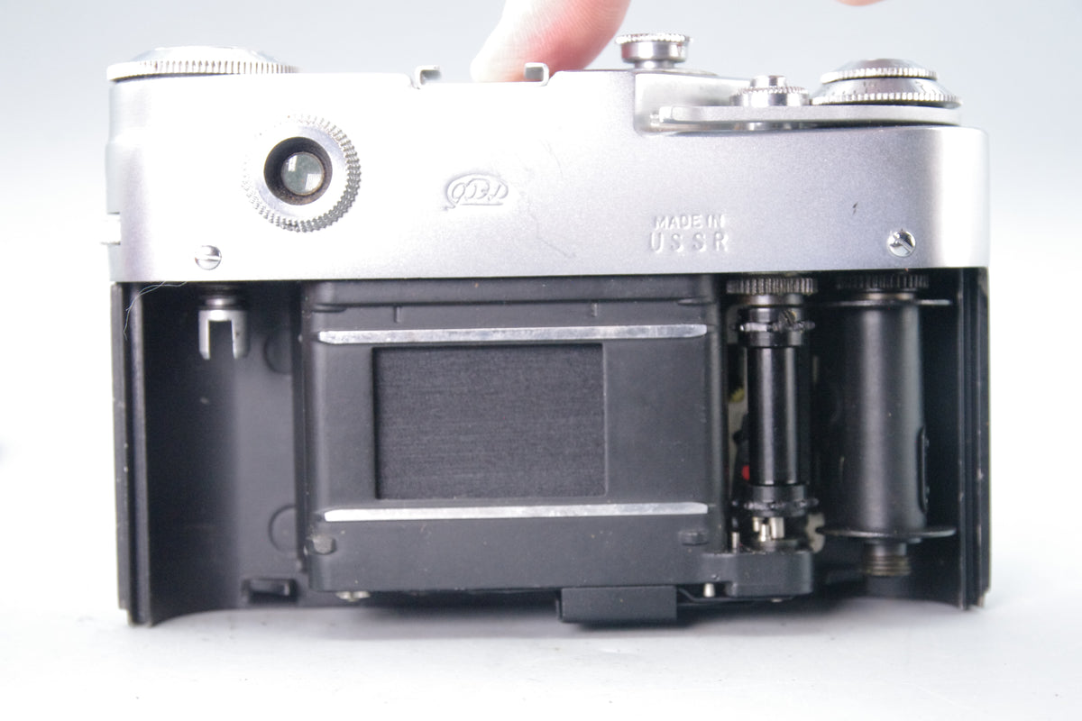 Soviet FED‑4 35mm Rangefinder – Meter Working – Shutter Sticks – With Case