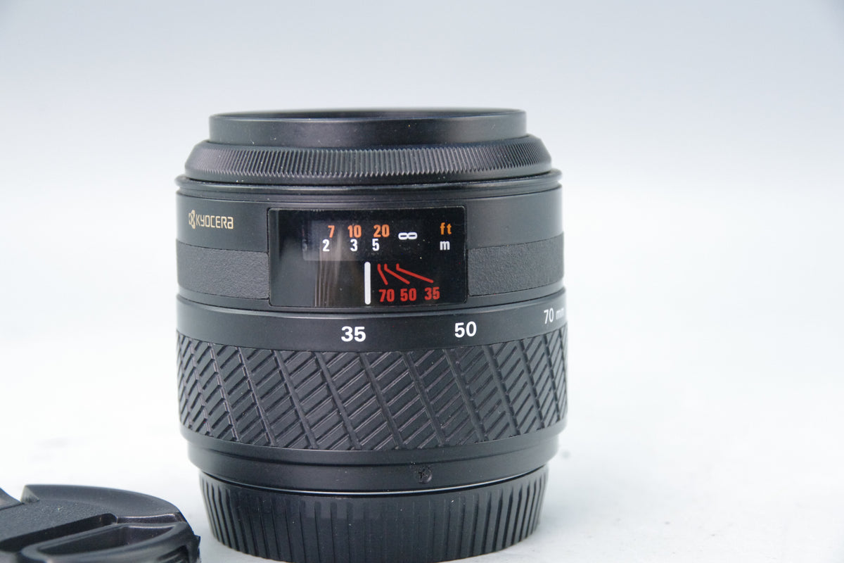 Yashica 35–70mm f/3.3–4.5 AF Zoom Lens – Contax/Yashica Mount – Excellent