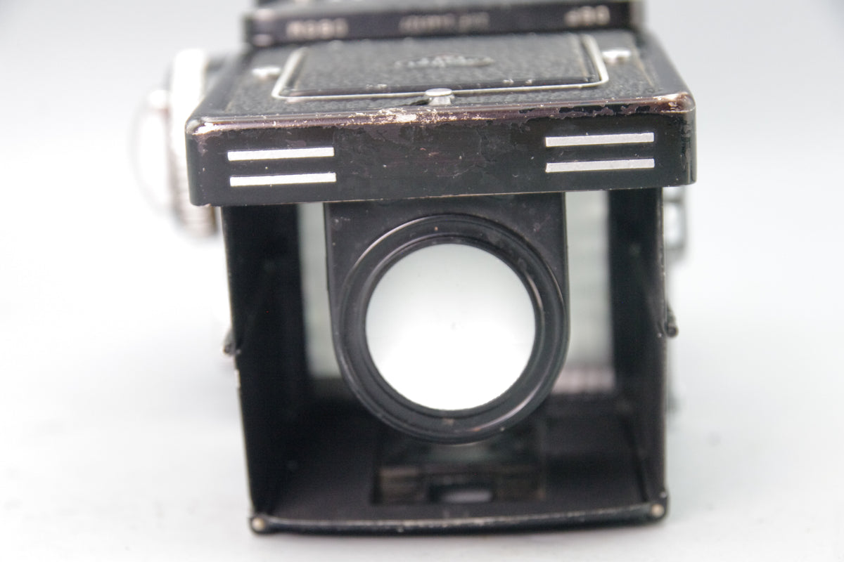 Rolleiflex 2.8F Model 2 TLR – Planar 80mm f/2.8 – 1965/66 – Very Good Condition