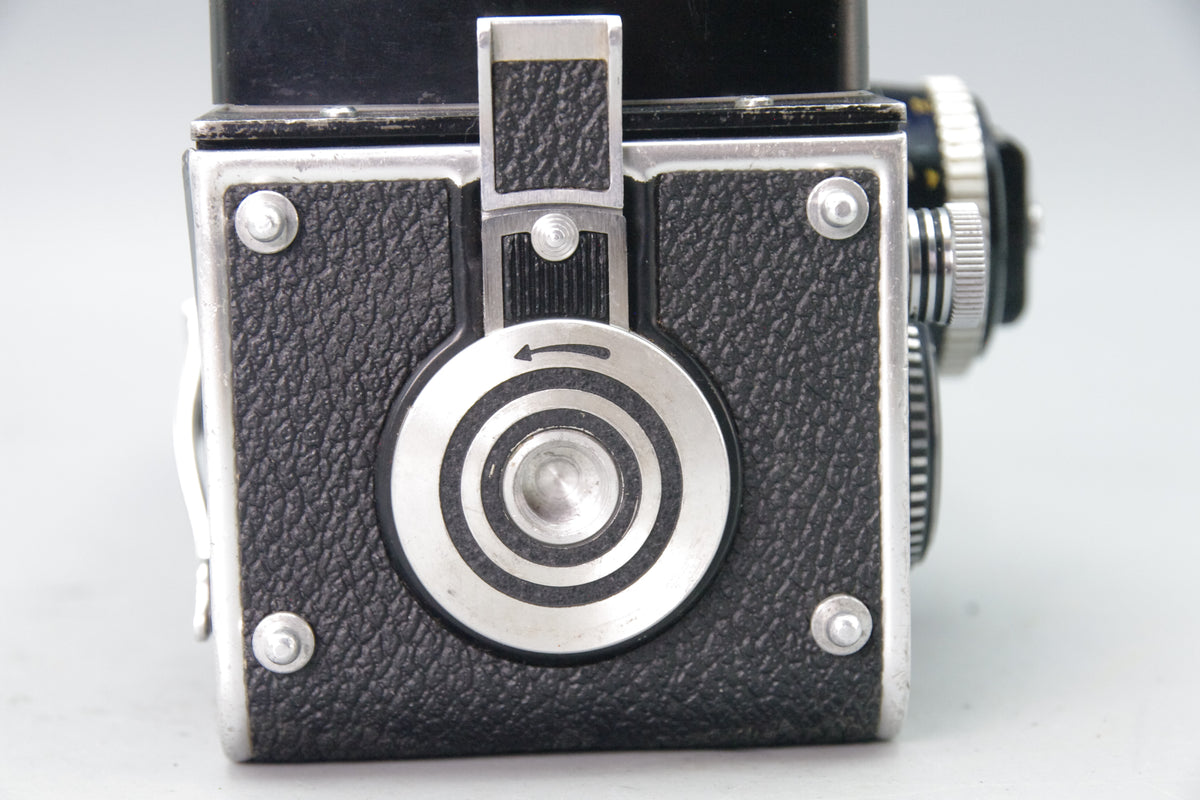 Rolleiflex 2.8F Model 2 TLR – Planar 80mm f/2.8 – 1965/66 – Very Good Condition