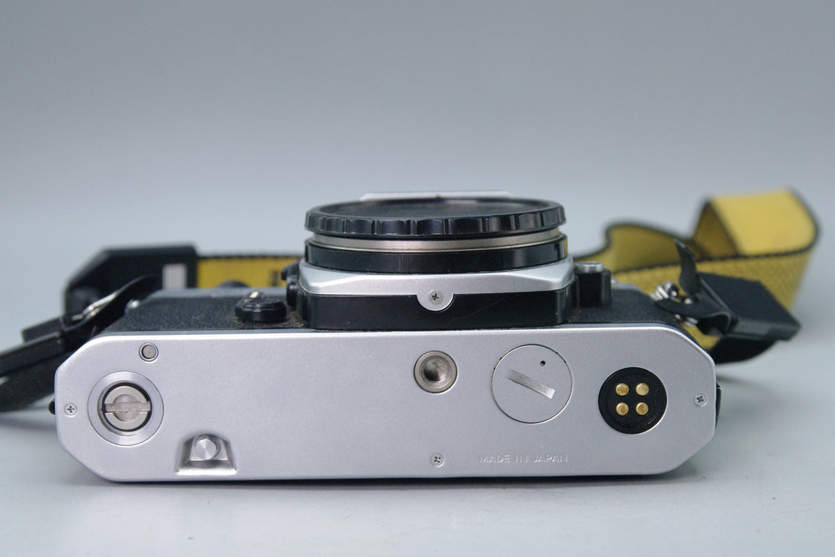 Nikon FM2 35mm SLR Camera – Mechanical Classic – Excellent Condition
