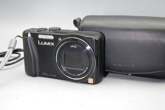 Panasonic Lumix DMC-TZ35 16.1MP 20x Zoom in Black with Case - Excellent