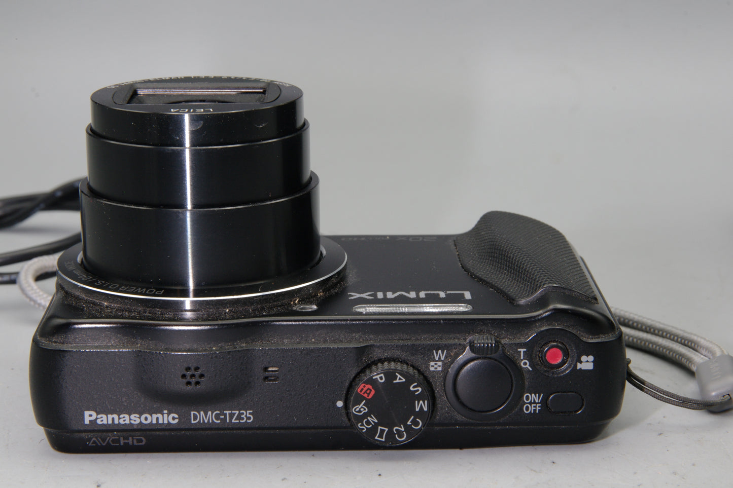 Panasonic Lumix DMC-TZ35 16.1MP 20x Zoom in Black with Case - Excellent