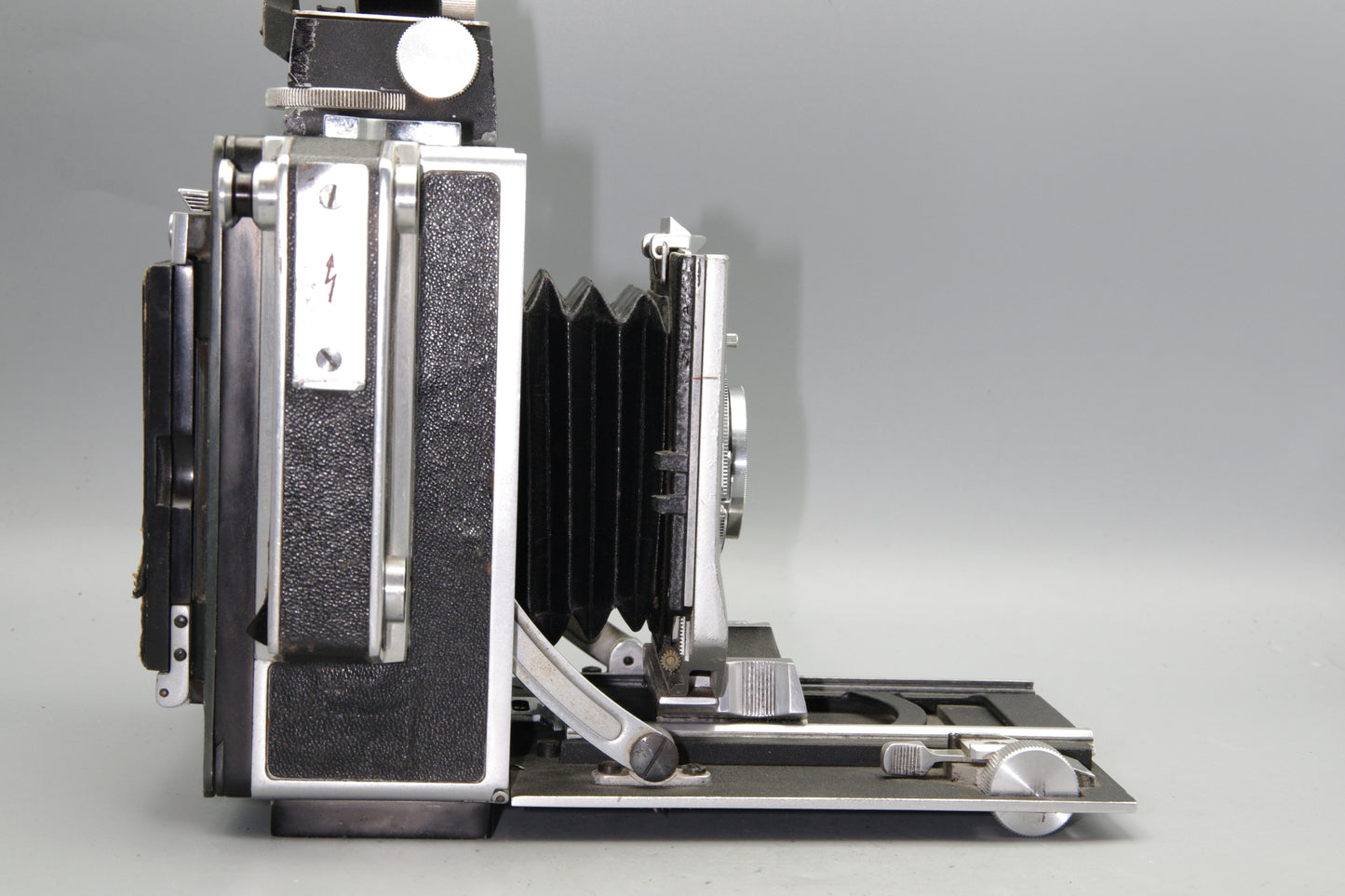 Linhof Technika III with 90mm and 127mm lenses in case