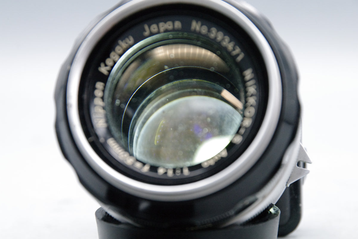 Nikon Nikkor‑S 50mm f/1.4 Non‑AI Lens – Has Haze