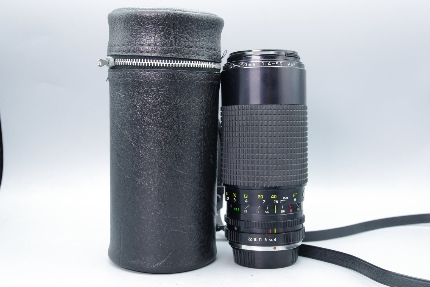 Tokina 50‑250mm f4‑5.6 Pentax K Mount Lens with Case and Caps