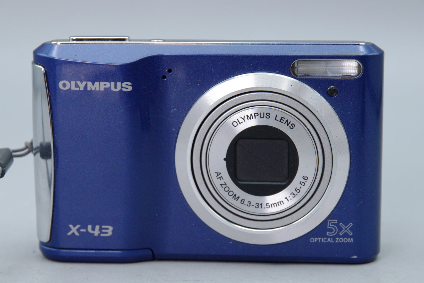 Olympus X‑43 Digital Camera – Tested – Very Good – Rear LCD Spot