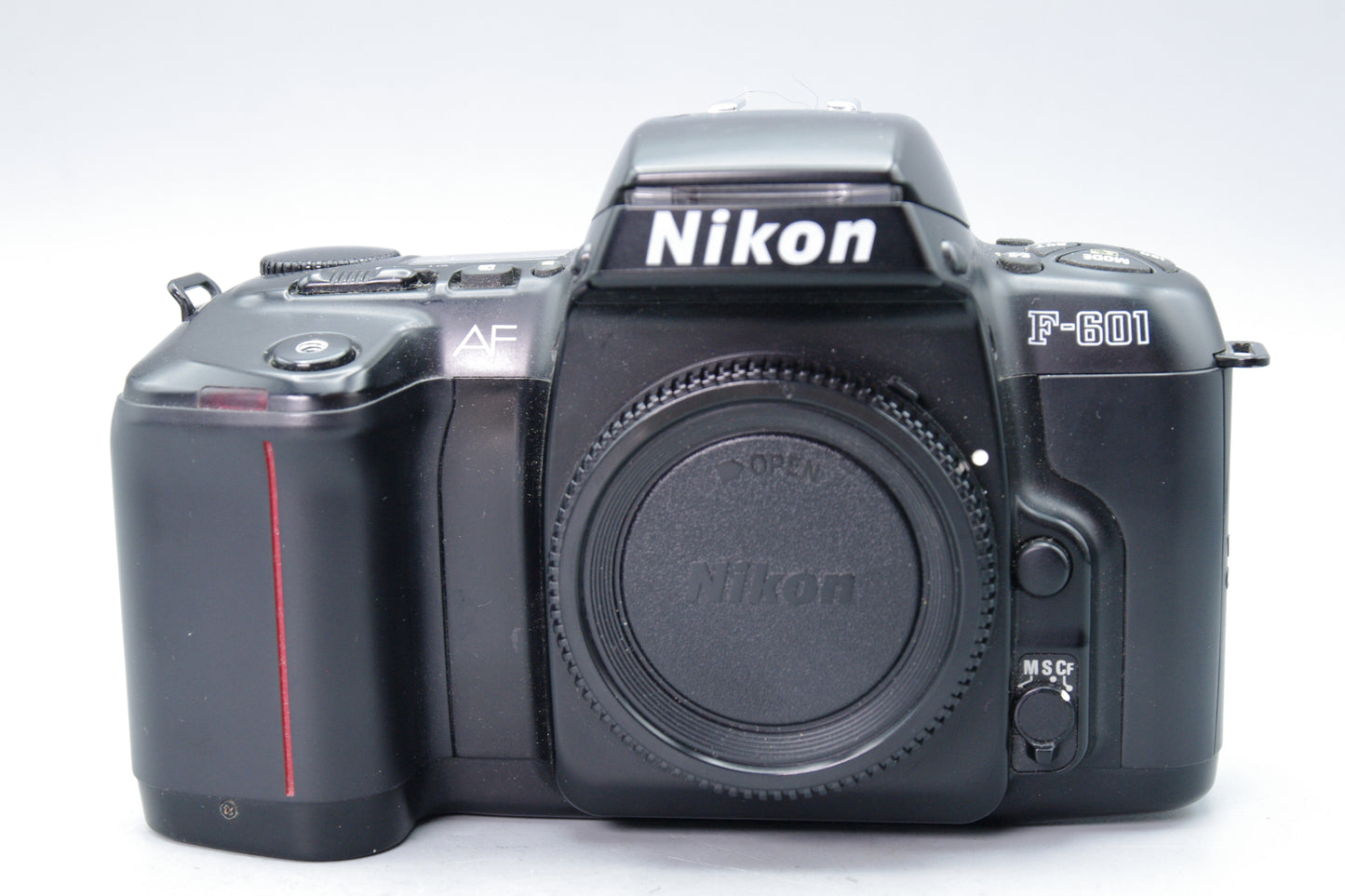 Nikon F-601 Autofocus 35mm SLR Film Camera Body – F Mount – Made in Japan