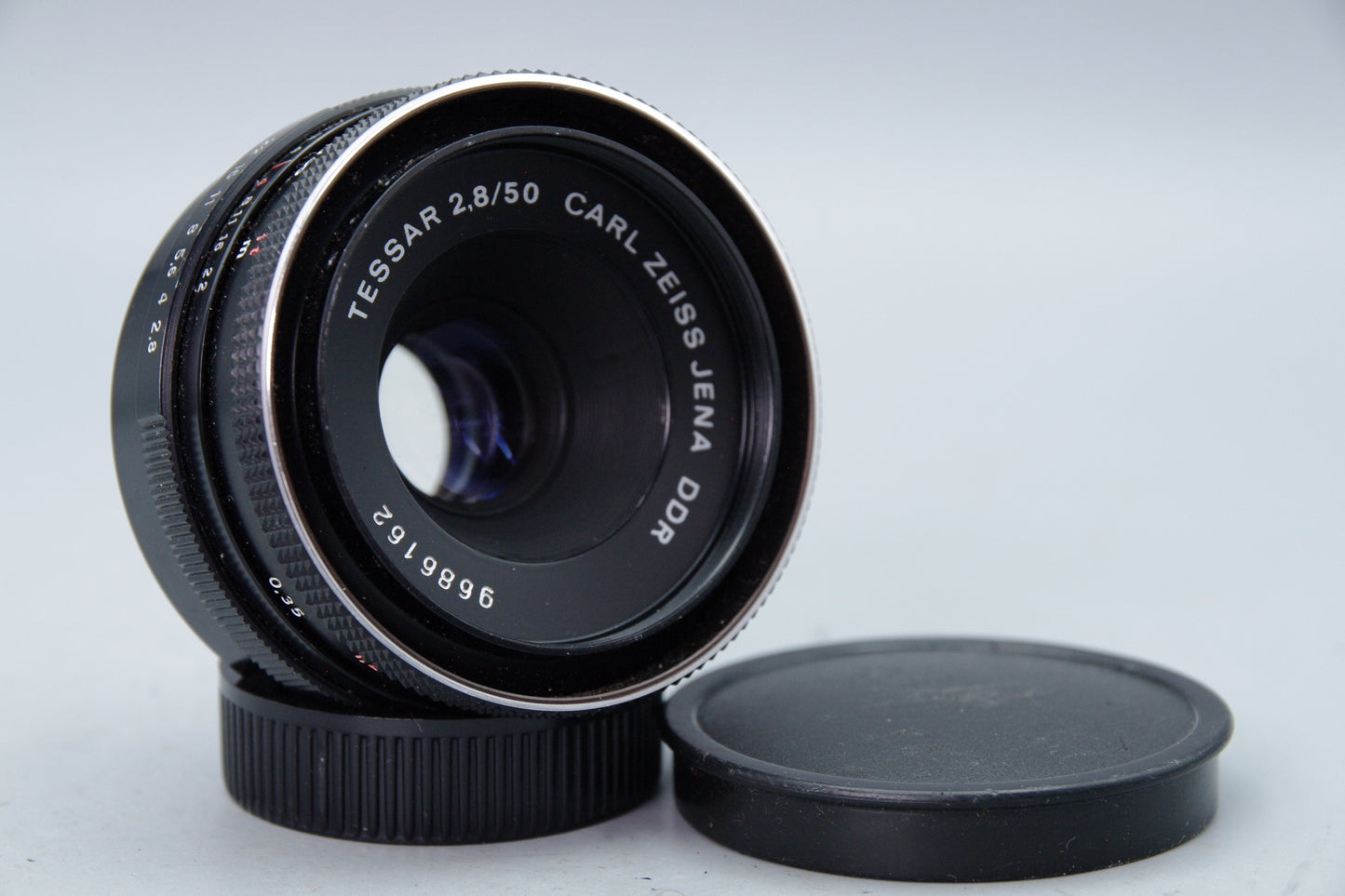 Carl Zeiss Jena Tessar DDR 50mm f/2.8 – M42 Mount Lens – VGC – Vintage Classic