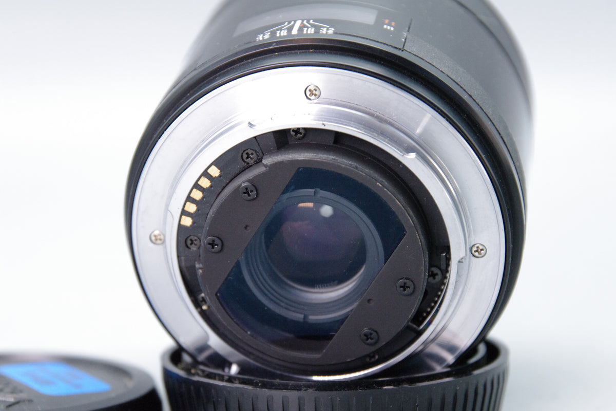 Yashica 60mm f/2.8 AF Macro  Lens – Yashica AF Mount – Excellent