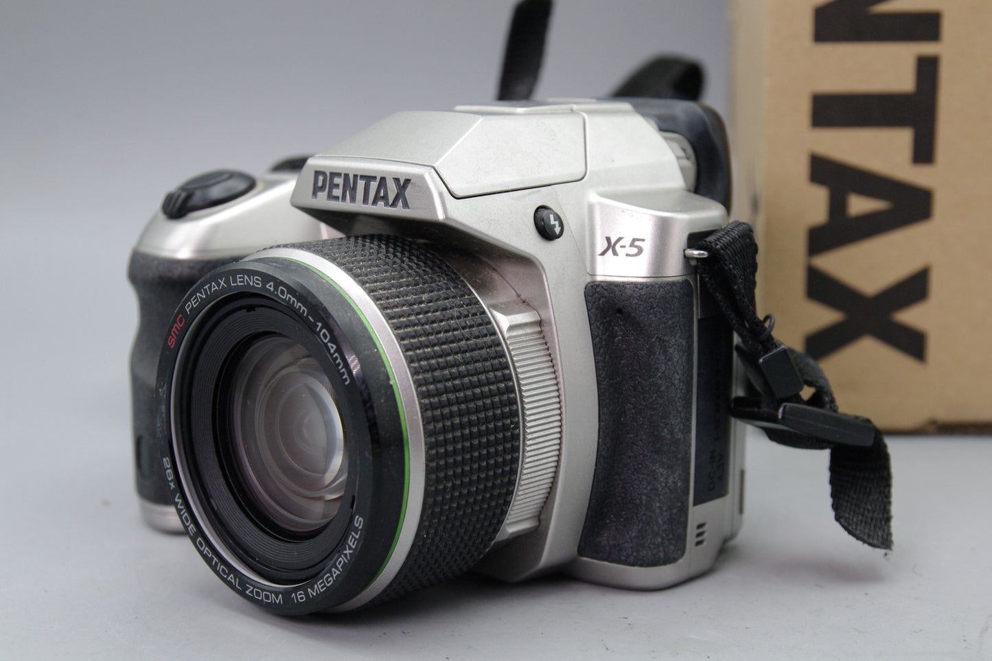 Pentax X‑5 Digital Camera – Boxed – Tested – S/C 1968 – Very Good Condition