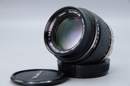 Olympus Zuiko Auto‑T 100mm f/2.8 Lens – OM Mount – With Both Caps & Case