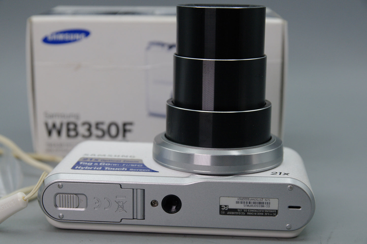 Samsung WB350F 16.3MP Smart Camera – White – Boxed – Excellent Condition