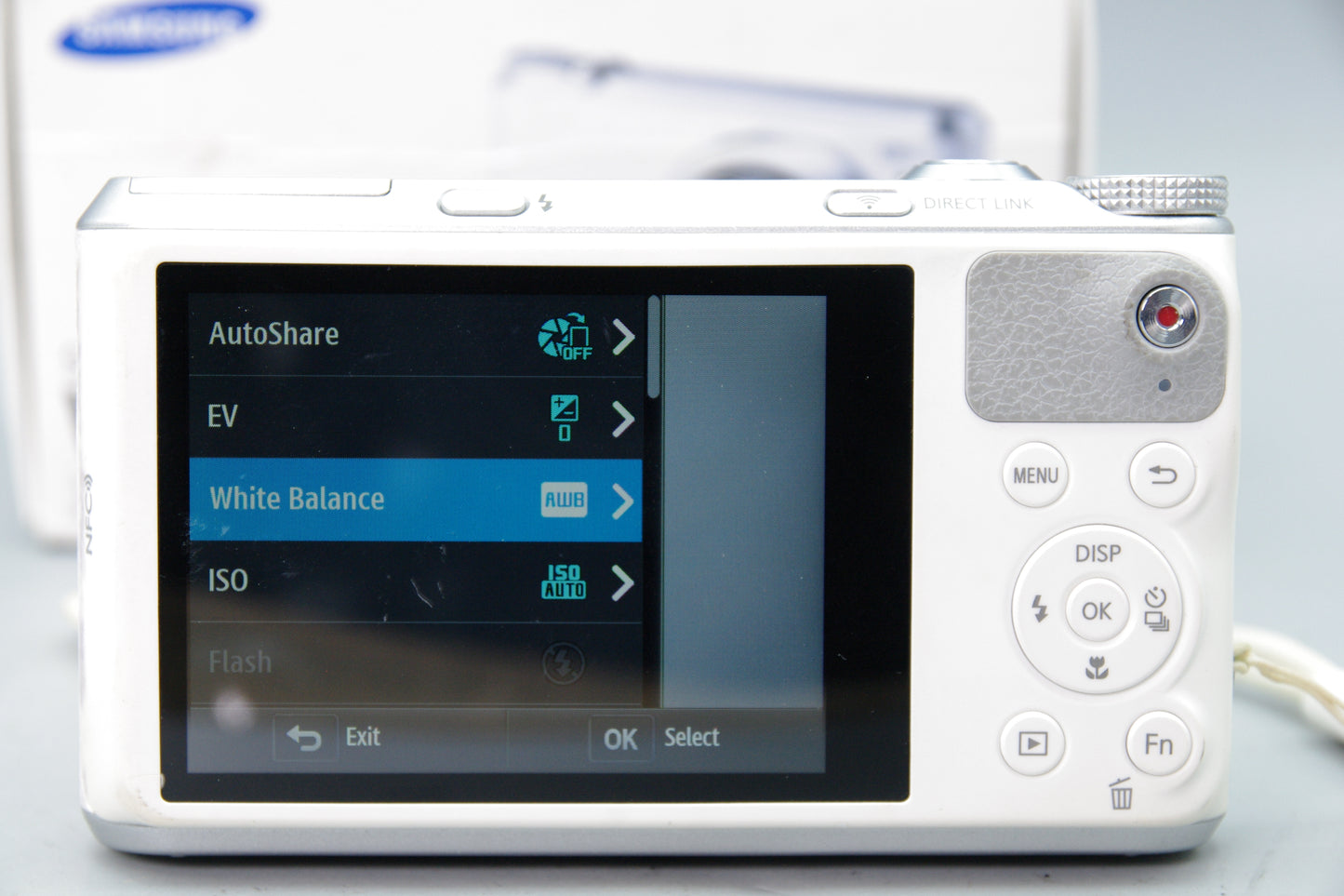 Samsung WB350F 16.3MP Smart Camera – White – Boxed – Excellent Condition