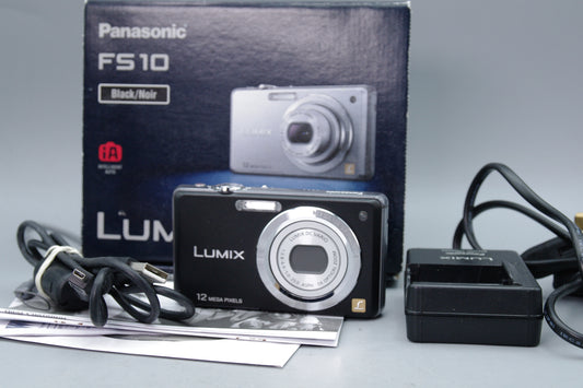 Panasonic Lumix FS10 14MP Boxed Compact Digital Camera with Charger