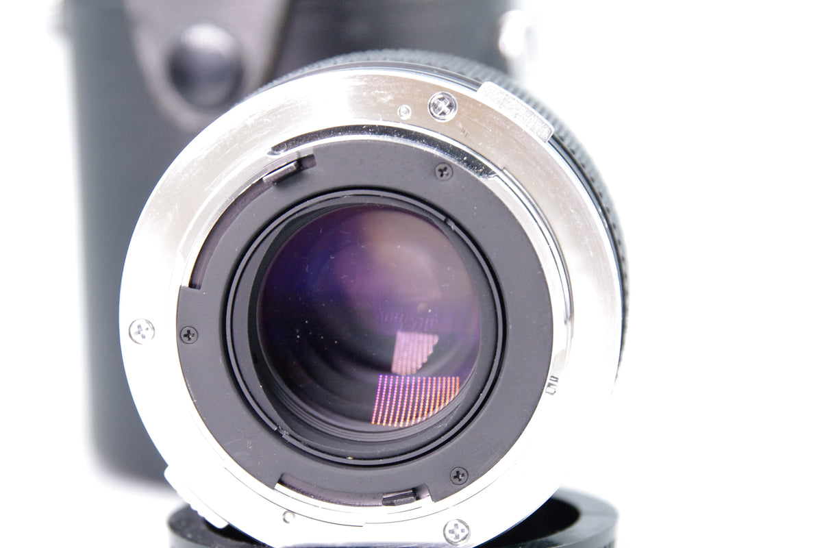 Olympus OM E.Zuiko 135mm f/3.5 Lens Excellent Condition OM Mount with Case
