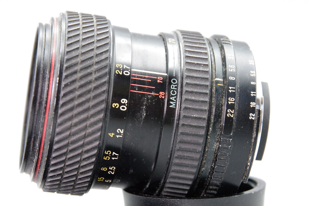 Tokina SD 28-70mm f3.5-4.5 Lens Nikon F AIS Mount VGC Focus Light