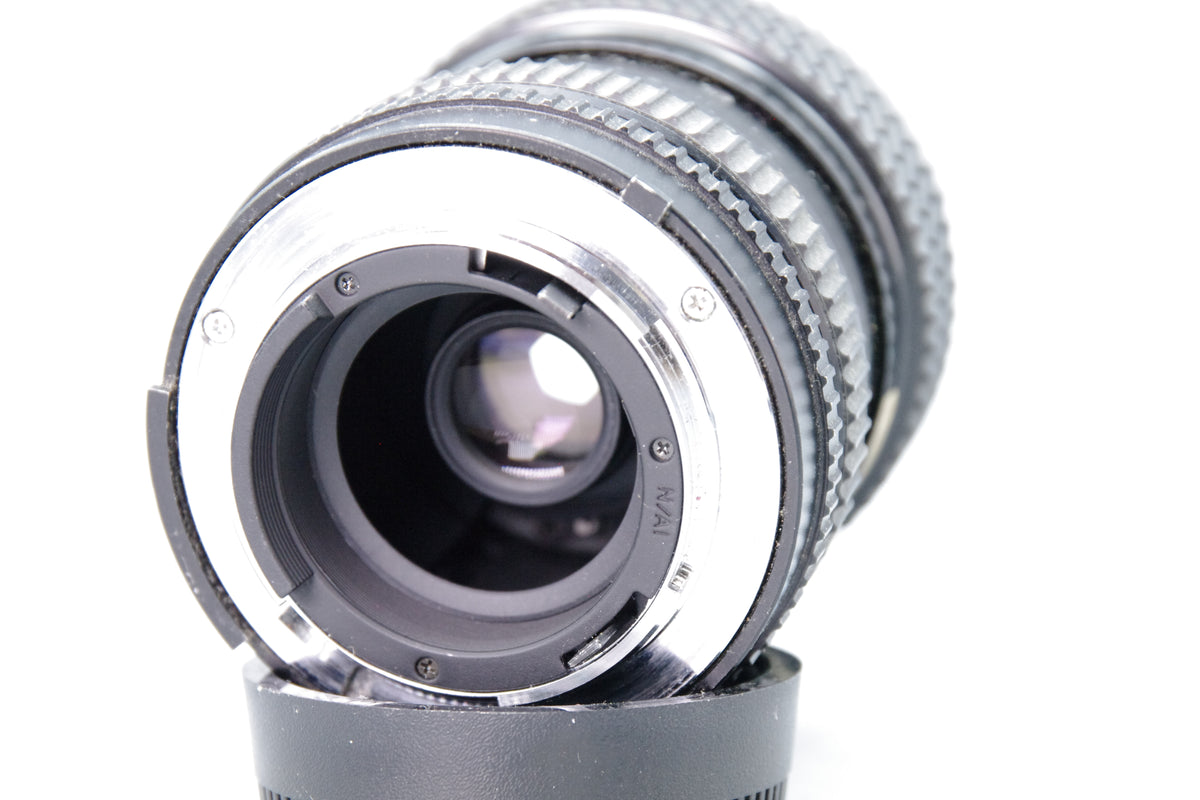 Tokina SD 28-70mm f3.5-4.5 Lens Nikon F AIS Mount VGC Focus Light