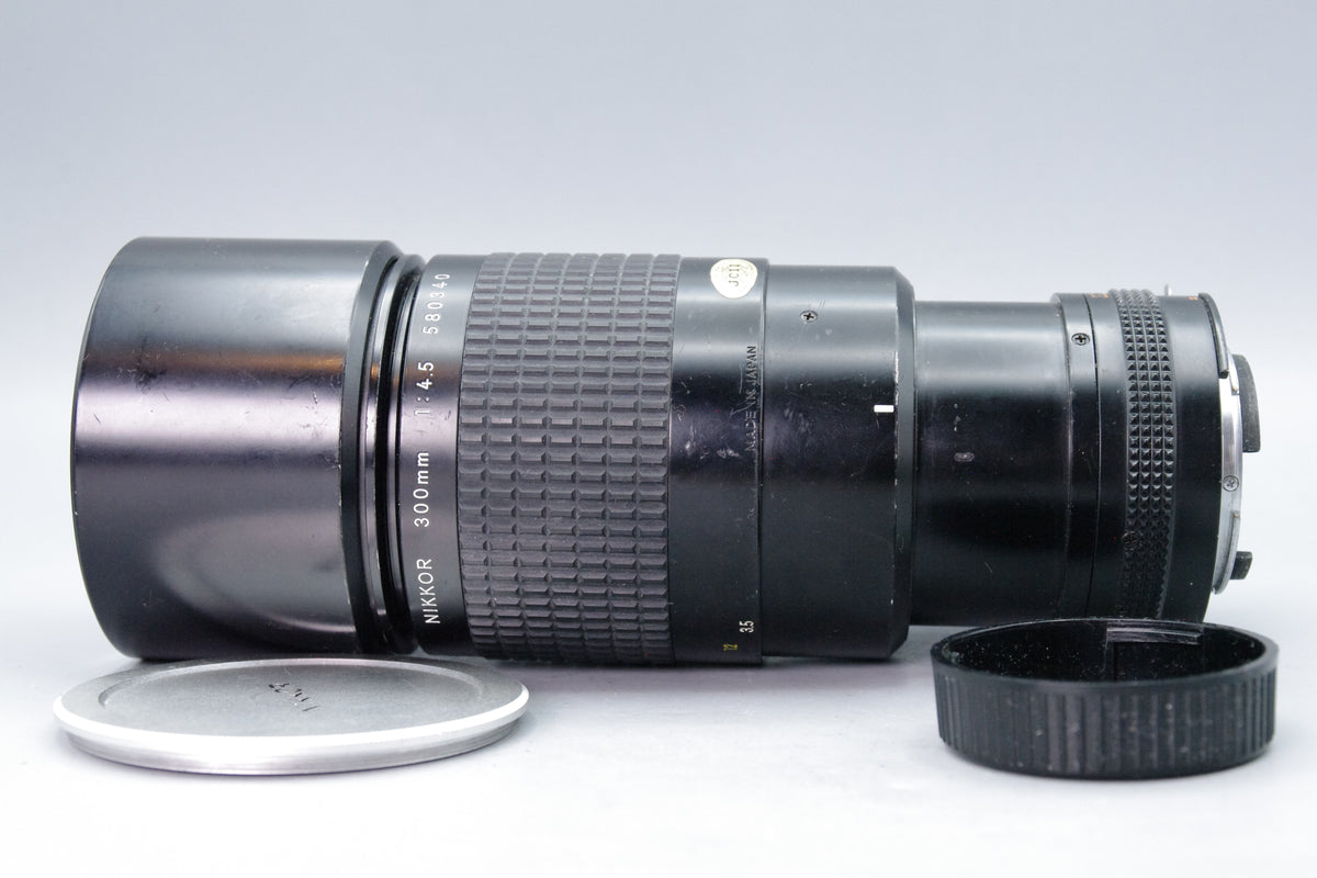 Nikon Nikkor 300mm f4.5 AI-S Telephoto Lens Nikon F Mount Very Good