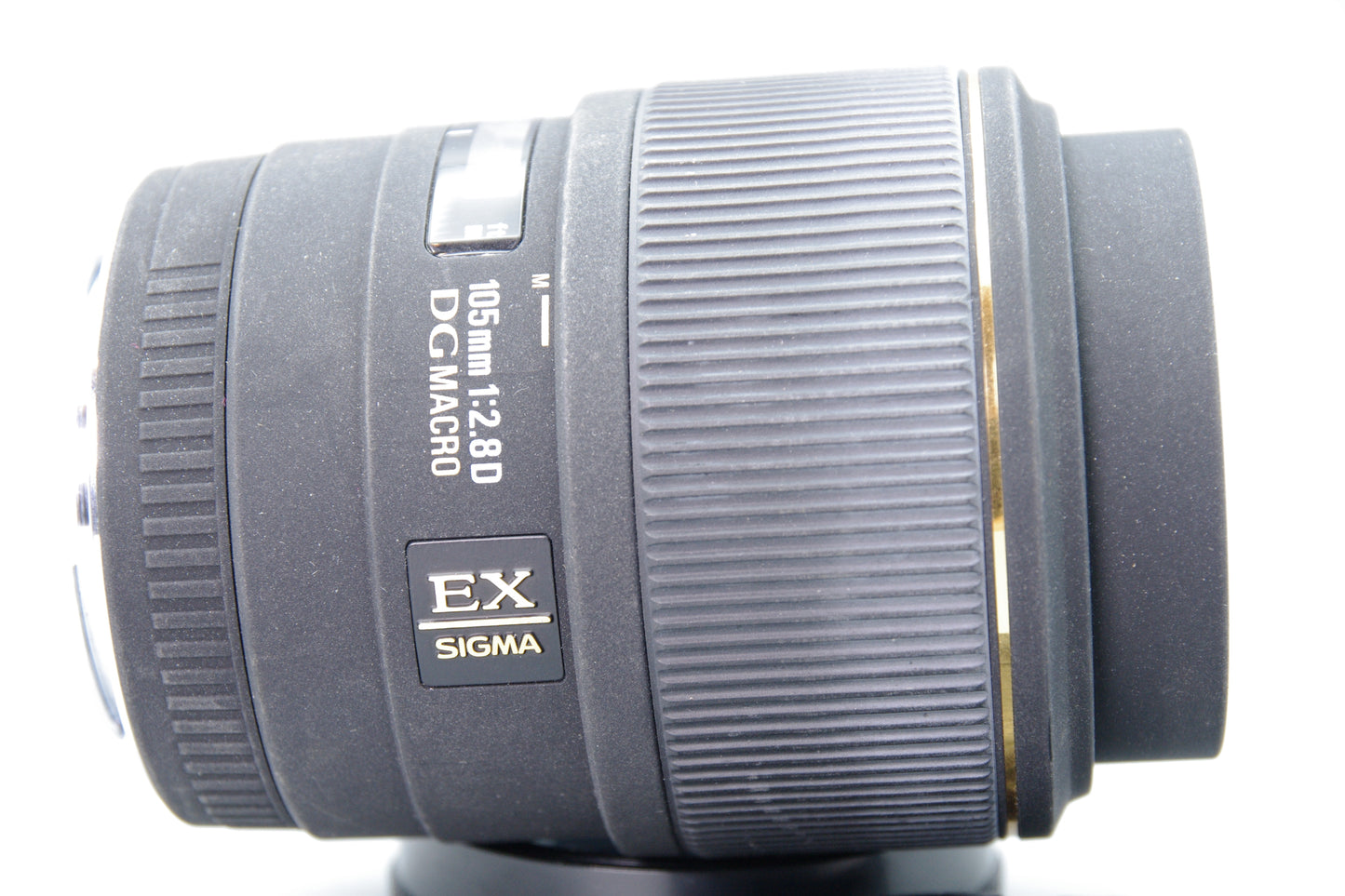 Sigma 105mm f/2.8D DG Macro Lens – Sony/Minolta A Mount – Excellent Condition
