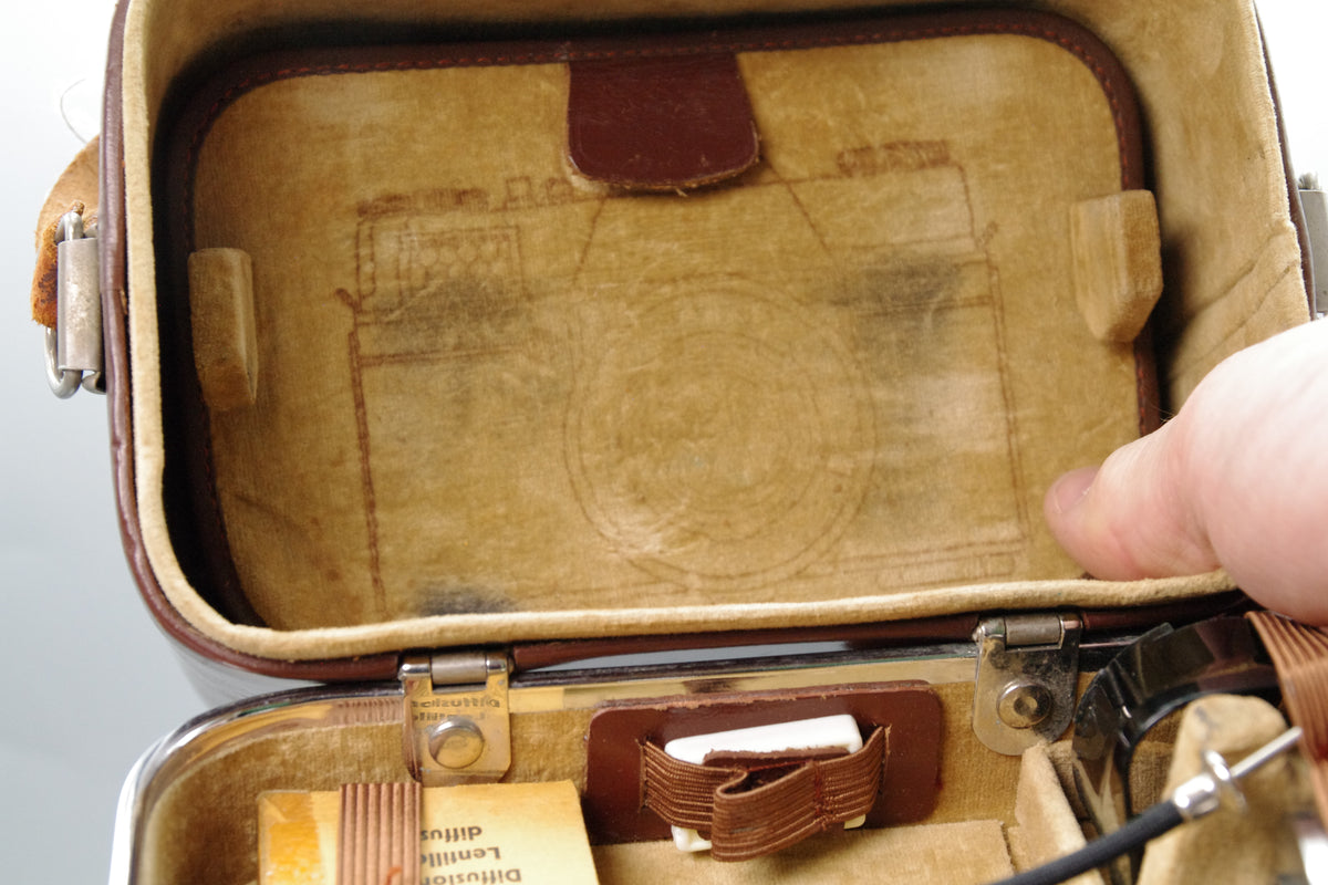 Kodak Retina Reflex Vintage Full Kit with Case – 50/2, 35/4 & 135/4 Lenses