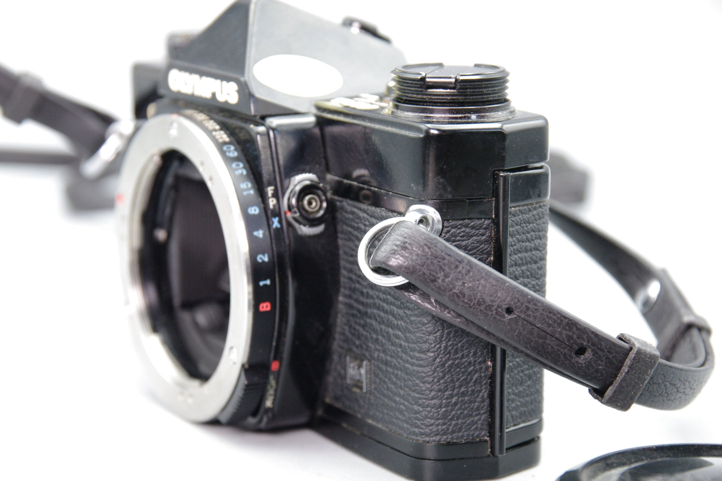Olympus OM‑2N Black 35mm SLR Film Camera Body Only – Tested – Very Good Condition