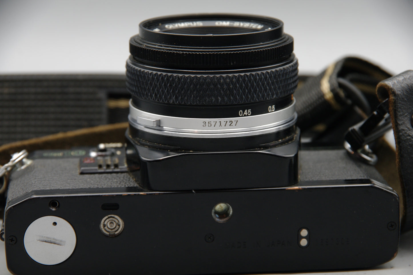 Black Olympus OM10 35mm SLR Camera + 50mm F/1.8 Lens + Batteries