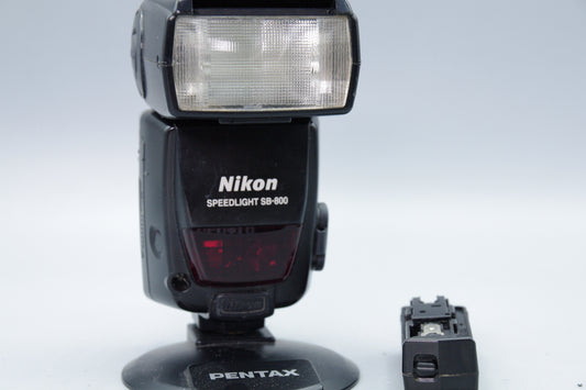 Nikon Speedlight SB-800 Flash Unit  Very Good Condition