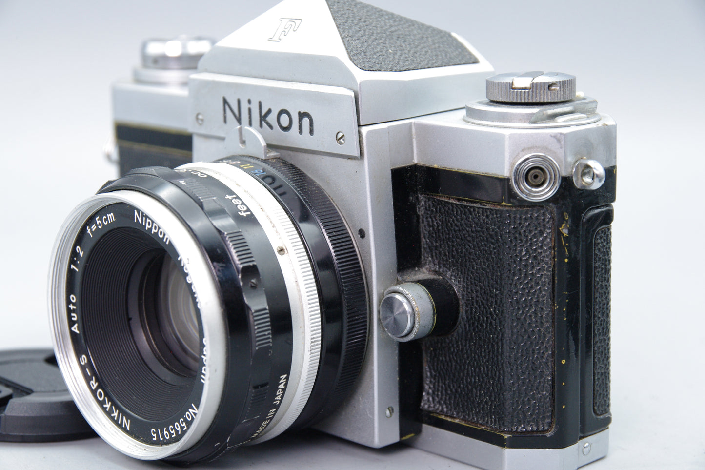 Nikon F 35mm SLR Camera with Nikkor‑S 5cm f/2 Lens  – Excellent Condition