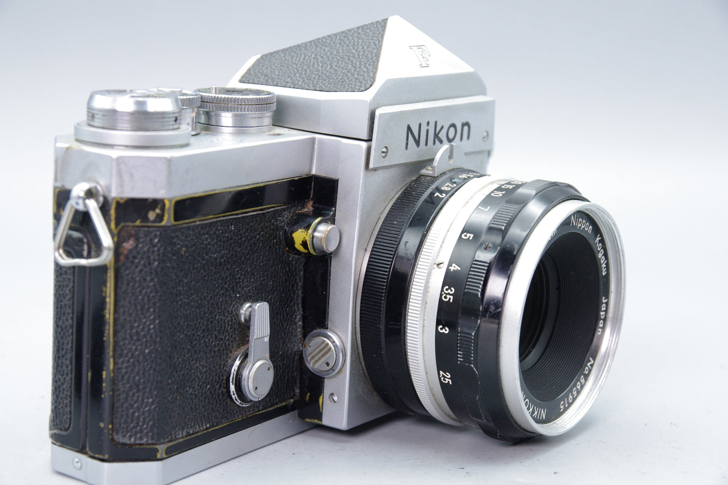 Nikon F 35mm SLR Camera with Nikkor‑S 5cm f/2 Lens  – Excellent Condition