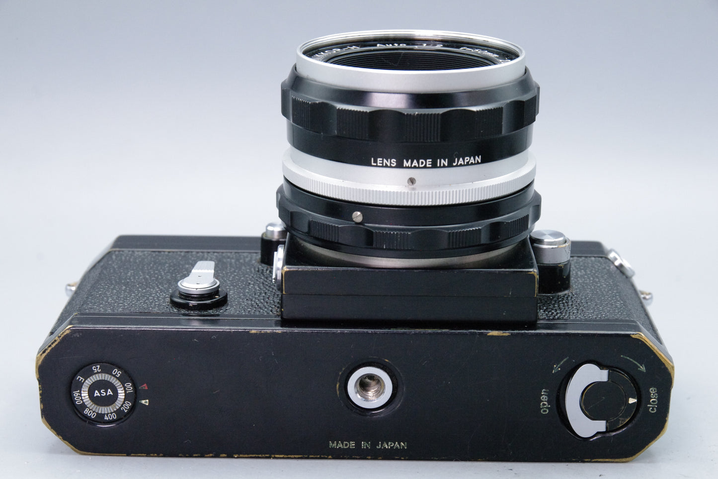 Nikon F 35mm SLR Camera with Nikkor‑H 50mm f/2 Lens – Black – Excellent Condition