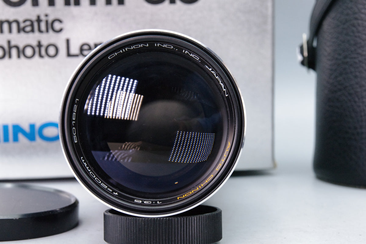 Chinon 200mm f3.5 Telephoto Lens M42 Screw Mount Boxed with Case Excellent