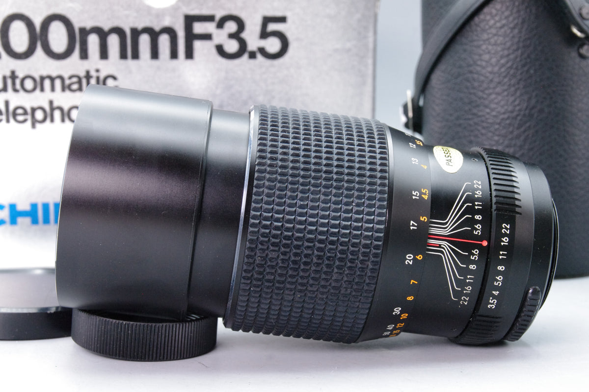 Chinon 200mm f3.5 Telephoto Lens M42 Screw Mount Boxed with Case Excellent
