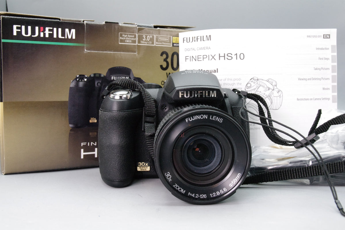 Fujifilm FinePix HS10 10MP Digital Bridge Camera 30x Zoom Boxed Excellent
