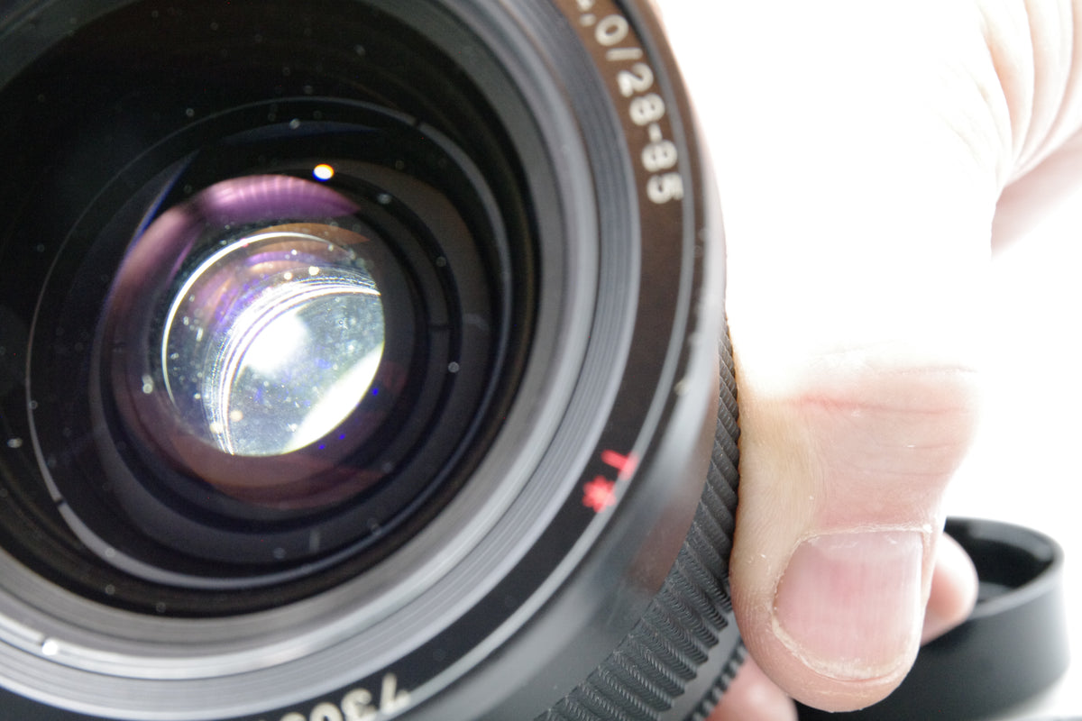 Carl Zeiss Vario-Sonnar 28-85mm f3.3-4.0 Lens Contax Yashica Mount Good