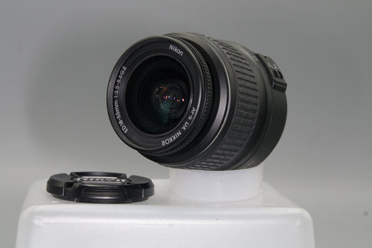 Nikon AF-S DX Nikkor 18-55mm f/3.5-5.6G VR II Lens