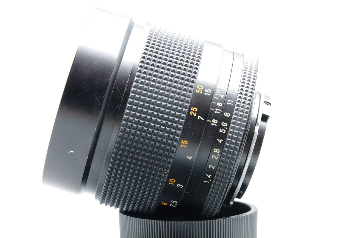Carl Zeiss Planar 85mm f1.4 T* Lens Contax Yashica Mount Excellent