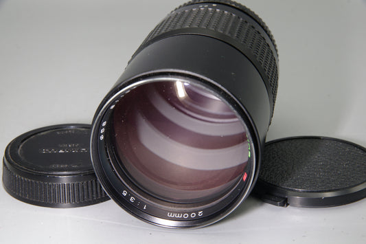Tokina 200mm f3.5 Telephoto Lens Olympus OM Mount Manual Focus