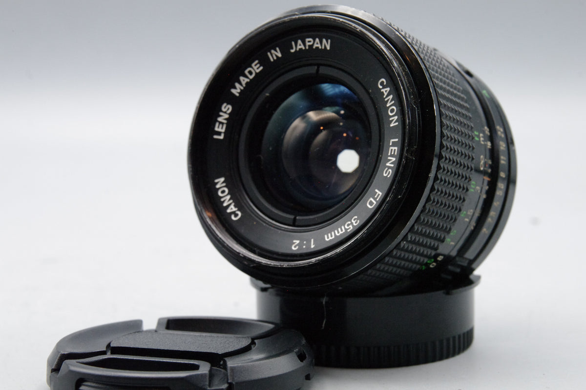 Canon FD 35mm f/2 Wide‑Angle Lens – Excellent Cleaned