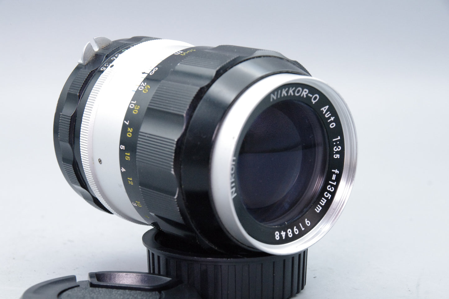 Nikon Nikkor‑Q Auto 135mm f/3.5 Pre‑AI Telephoto Lens – Cleaning Required