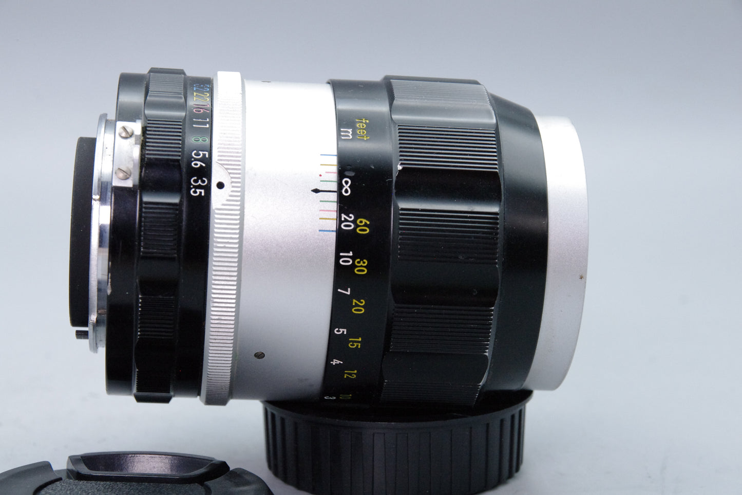 Nikon Nikkor‑Q Auto 135mm f/3.5 Pre‑AI Telephoto Lens – Cleaning Required